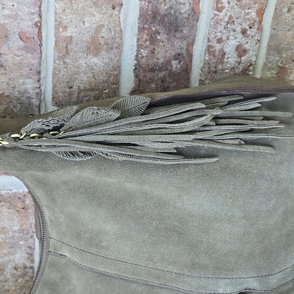 Hobo Marley Green Suede Shoulder Bag - Picture 3 of 11